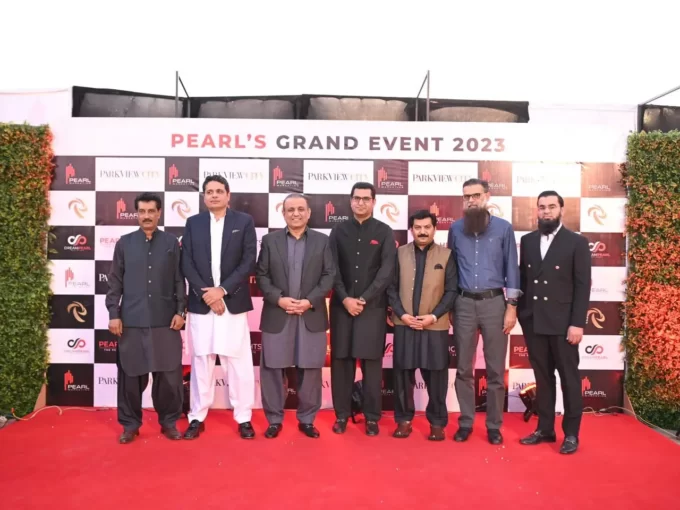 Aleem Khan in Pearl's grand Event